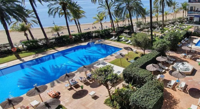Коттедж SKOL 645. Exclusive Three Bedrooms Apartment with Sea Views