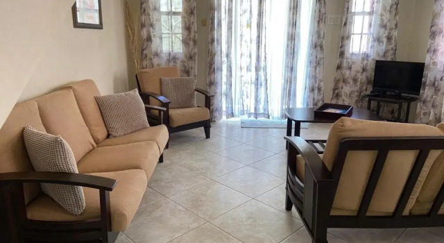 Inviting 2-bed Apartment West Coast Private
