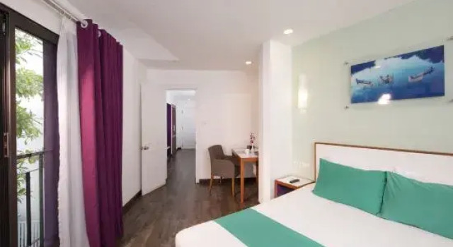 Люкс ÊMM Hotel Hue