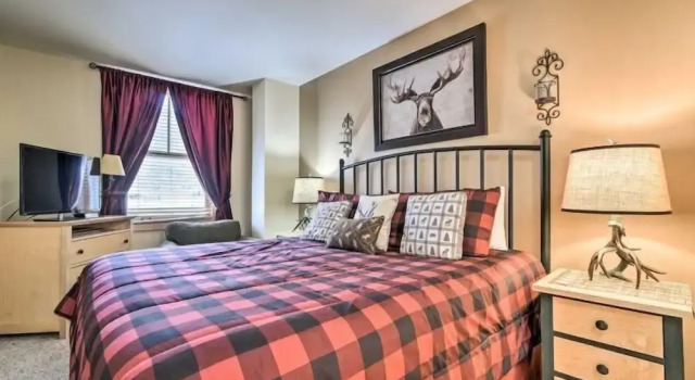 Luxury 1 Bedroom Mountain Condo In River Run Village With Expansive Mountain Views And Walking Distance To Ski Slopes, Забронировать Апартаменты/квартира Отели Кистон с бассейном, Бассейн