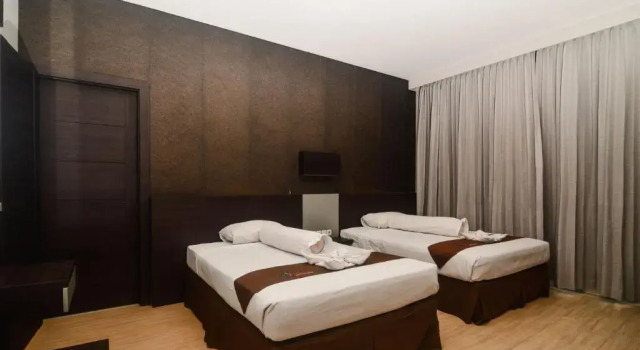 Premium Villa Batu Suki Resort and Hotel