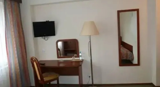 Hotel Gromada Olsztyn, Забронировать Отель Отели Ольштына 3 звезды, рядом с Olsztyn Bus Station, 3*