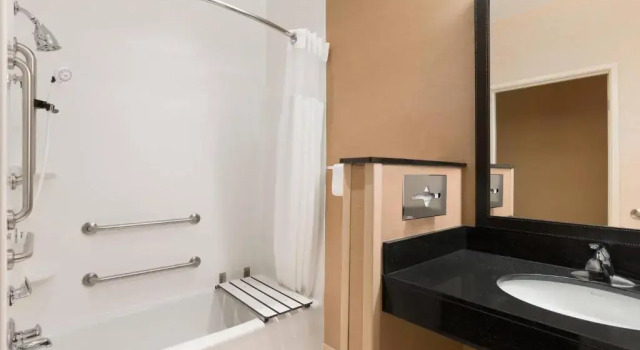 Студия Comfort Inn & Suites Houston North - Spring