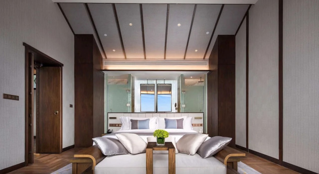 Номер Standard Дуплекс с балконом и с видом на море Angsana Zhuhai Phoenix Bay