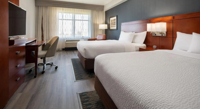 Courtyard Scottsdale Salt River, Забронировать Отель Отели Скотсдейл с парковкой, Парковка