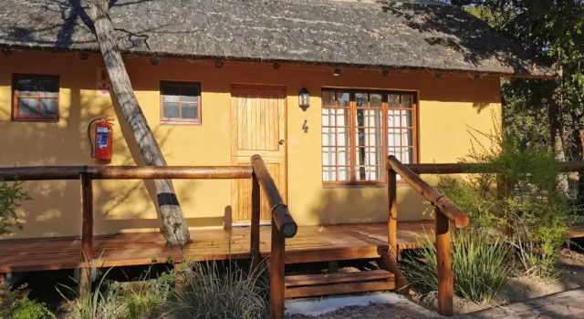 Трёхместный номер Standard Thornhill Safari Lodge