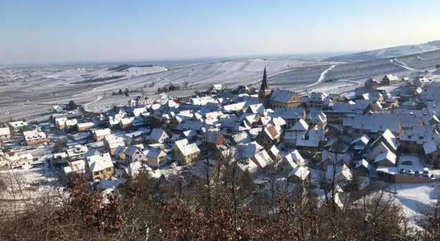 Le Gîte du Sommerberg, Rezervovat Hotel Hotely v Niedermorschwihr s parkováním, Parkování