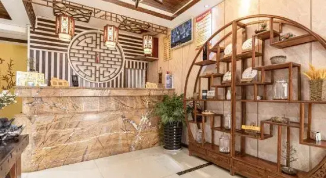 Kunming Bi'an Yuetu Inn (Dianchi Branch), Rezerwuj Hotel Hotele w Kunming z parkingiem, Parking