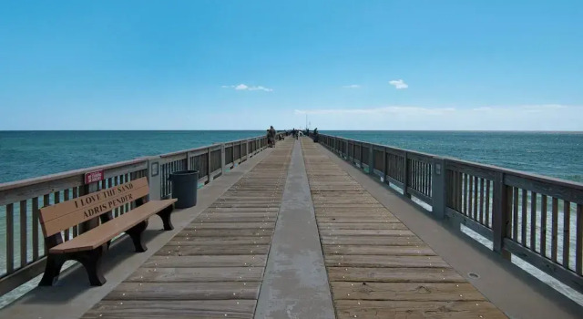 Spacious Comforts ~ 4br/4ba ~ Perfect for Family - Private Home in Pcb!
