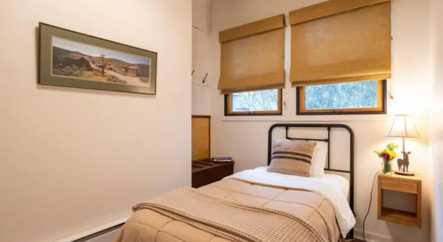 Номер Comfort Anderson Valley Inn