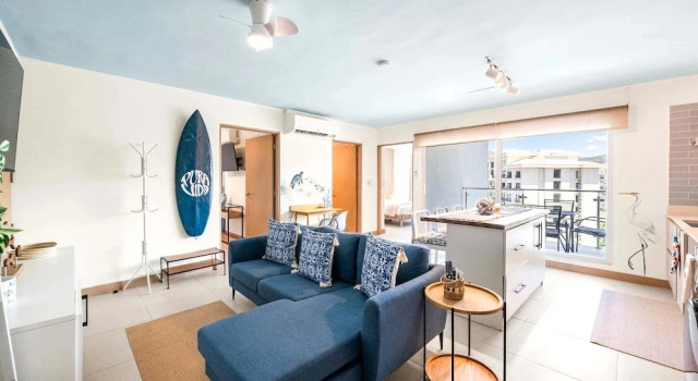 Coastal Art Condo Near Jacó Beach, Забронировать Отель Отели в центре Хако, в центре, Парковка