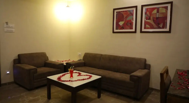 Люкс Neel's City Resort