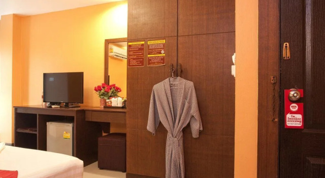 NIDA Rooms Suvarnabhumi 1892 Suites at The Great Residence, Забронировать Отель Отели Лат-Крабанг 4 звезды, рядом с Технологический университет Короля Монгкута в Ладкрабанге, 4*