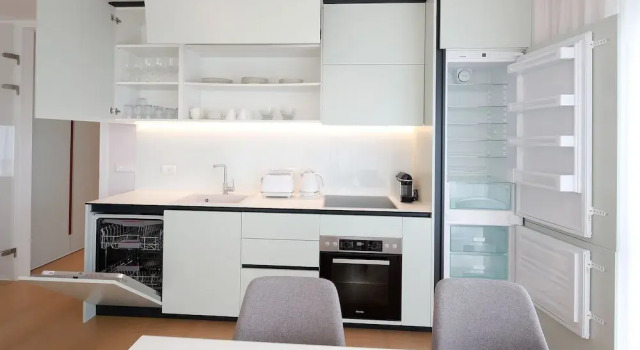 Апартаменты Superior New apartment with swimming pool near the beach