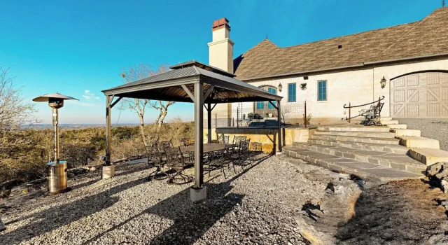 Апартаменты 'lone Star Leisure' Condo w/ Hill Country Views