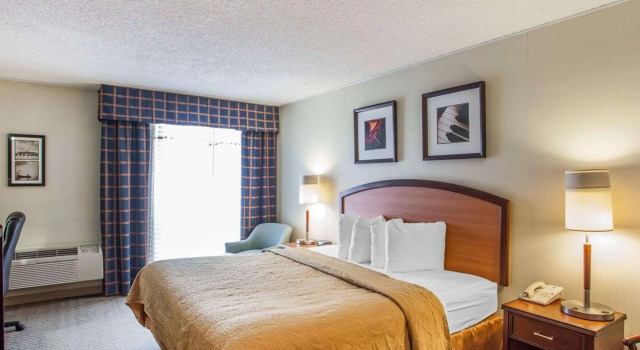 Двухместный номер Standard Quality Inn & Suites Everett