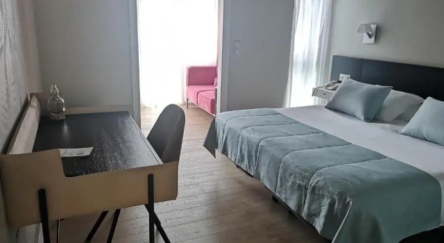 Двухместный номер Superior с видом на море Hotel Herbeira