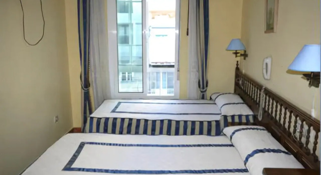 Hostal Casais, Prenota Hotel Vigo 