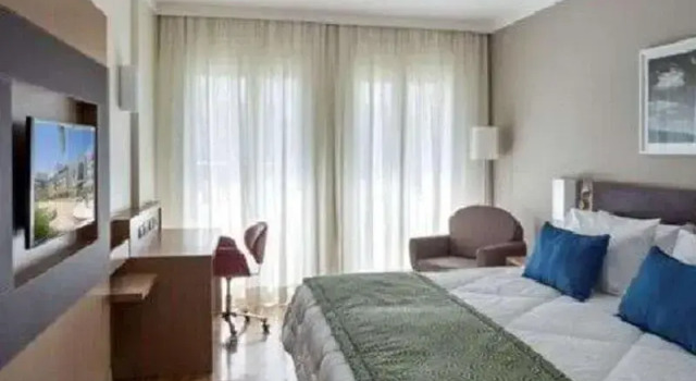 Двухместный номер Standard с балконом Quality Hotel & Suites Brasília