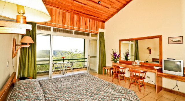Manakin Lodge, Monteverde, Забронировать Отель Отели Монтеверде 3 звезды, рядом с Сыроварня Монтеверде, 3*