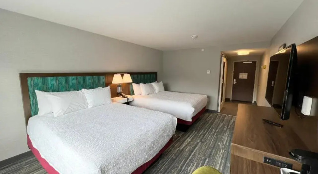 Четырёхместный номер Standard Hampton Inn Lincoln White Mountains
