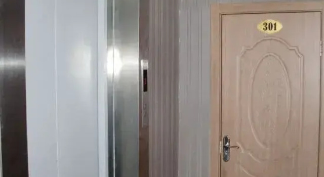 Xinjiang Xinxinyu Express Hotel