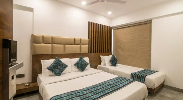 Трёхместный номер Standard Hotel Wego