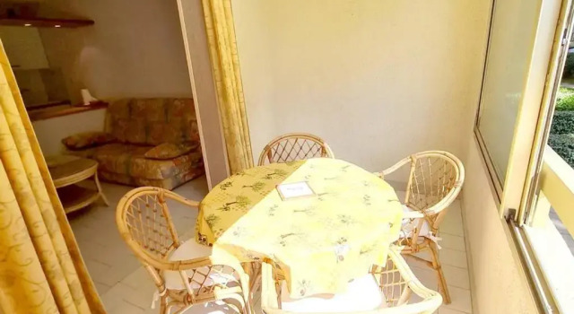 Appartement Six-Fours-les-Plages, 2 pièces, 4 personnes - FR-1-316-295, Забронировать Апартаменты/квартира Сис-Фур-Ле-Плаж Var coast