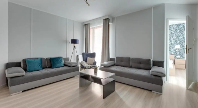 Deluxe Apartment mit Balkon und mit Flussblick Apartamenty Apartinfo Aura
