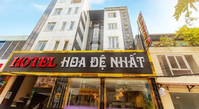 Номер Standard Hoa De Nhat Hotel- Sân Bay Tân Sơn Nhất
