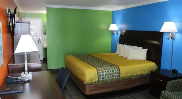Номер Standard Amber Inn