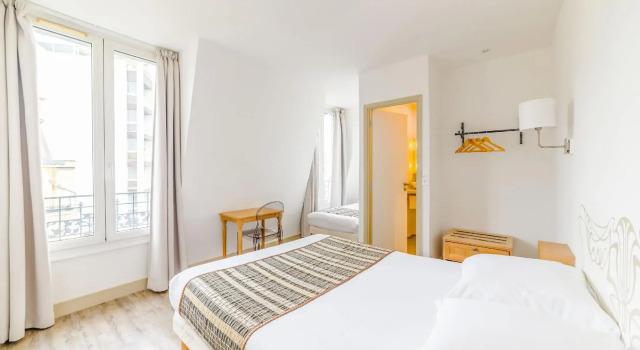 Трёхместный номер Standard Hotel Korner Eiffel