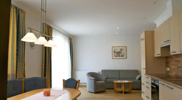 Апартаменты Hotel Hemetsberger