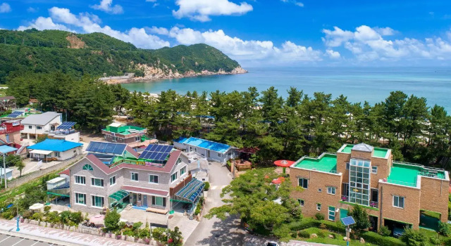 Samcheok Sol Beach Pension, Boek Hotel Hotels in Gangwon-Do met parkeren, Parkeren