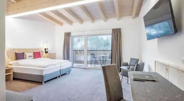 Полулюкс Seehüters Hotel Seerose - Piburger See, Ötz