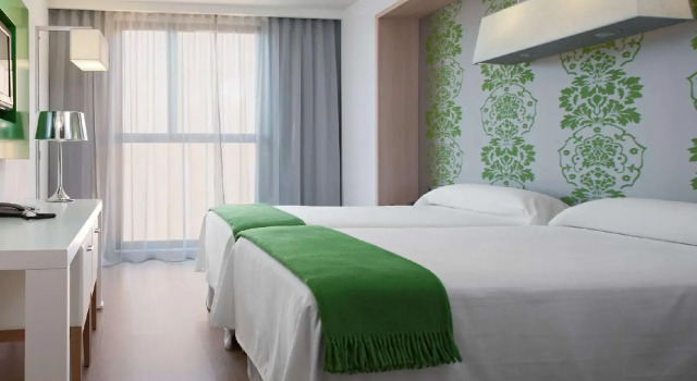 Двухместный номер Guest DoubleTree by Hilton Girona