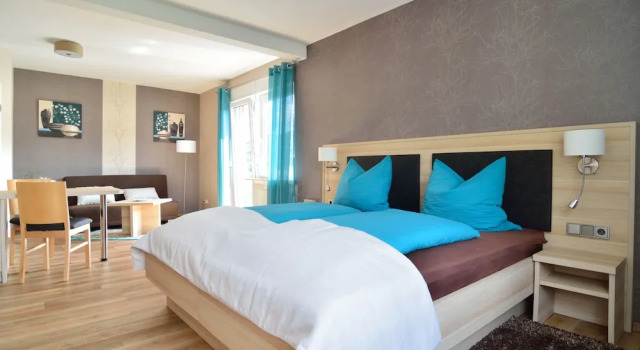 Двухместный номер Comfort с балконом Hotel-Restaurant-Weingut Kapellenhof