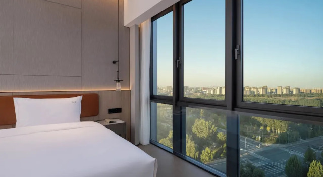 Номер Premium Holiday Inn Beijing Daxing Centre by IHG