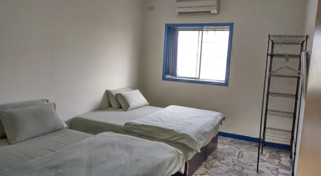 Кровать в общем номере (мужской номер) The Lodge for Cyclists - Hostel
