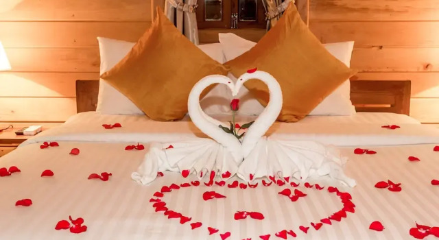 Двухместный номер Standard с балконом и с видом на бассейн Angkor Heart Bungalow