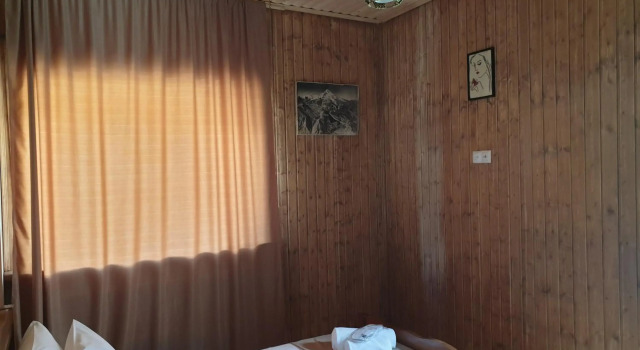 Bana, Prenota Hotel Hotel a Mtkheta-Mtianeti con parcheggio, Parcheggio