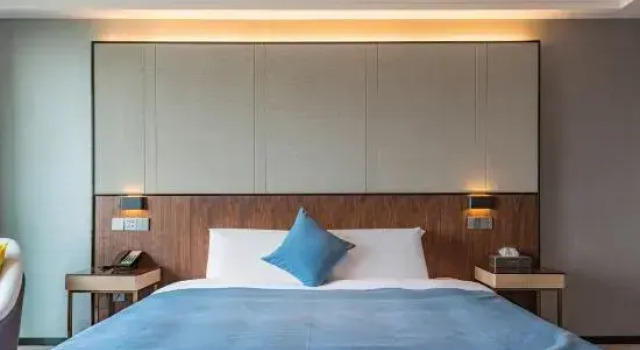 Двухместный семейный люкс Xin Aolin Hotel (Zhuhai Tangjiawan Station)