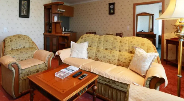 Номер Deluxe Narantuul Hotel