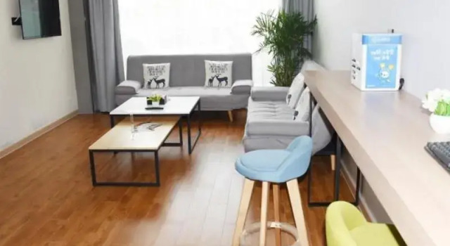 GreenTree Inn (Wuxi Xinqu High-speed Rail Station), Prenota Hotel Wuxi Jiangsu