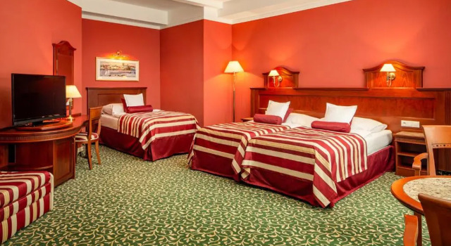 Трёхместный номер Superior Spa Hotel Imperial