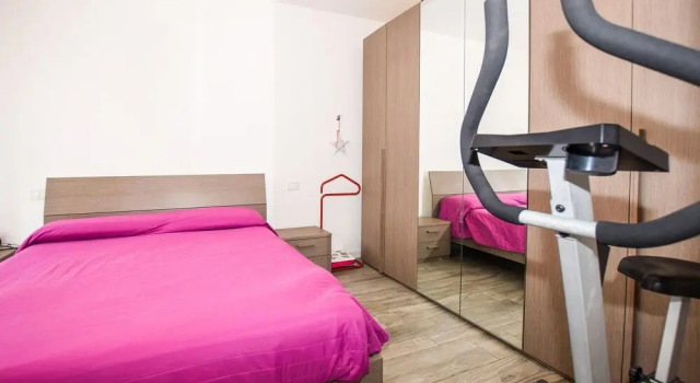 Amazing Apartment in Verbania With Wifi and 1 Bedrooms, Забронировать Апартаменты/квартира Отели Вербания с парковкой, рядом с Ботанические сады Виллы Таранто, Парковка