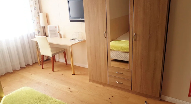 Standard Doppel Zimmer Maxhotel