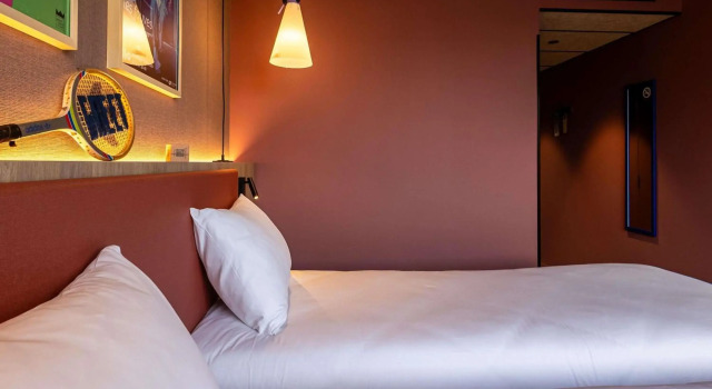 greet Hotel Reims Tinqueux, Rezerwuj Hotel Reims Champagne