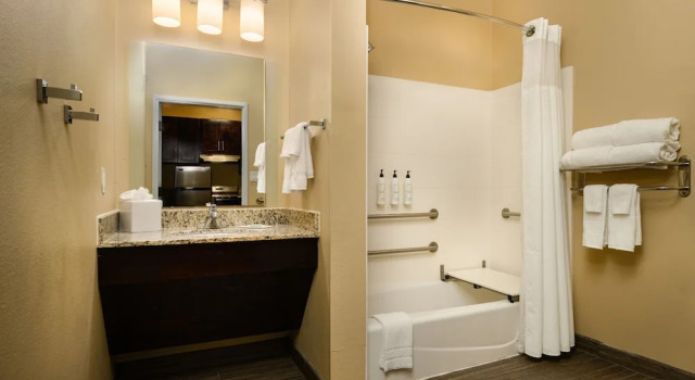 Люкс Towneplace Suites by Marriott Houston Westchase