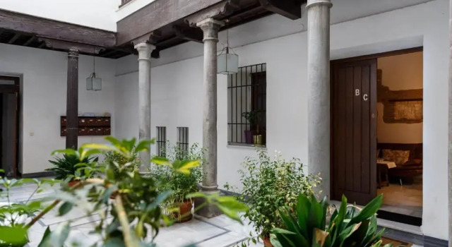 Meraki Suites Dauro, Забронировать Отель Гранада Granada Province, рядом с Музей народных традиций и искусств Los Tiros de Granada